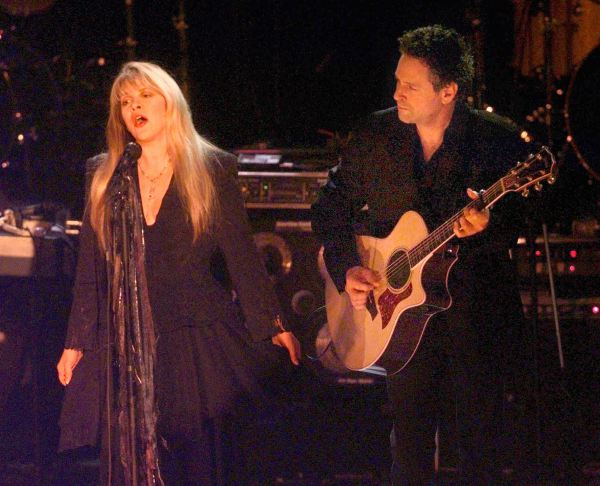 Stevie and Lindsey photo